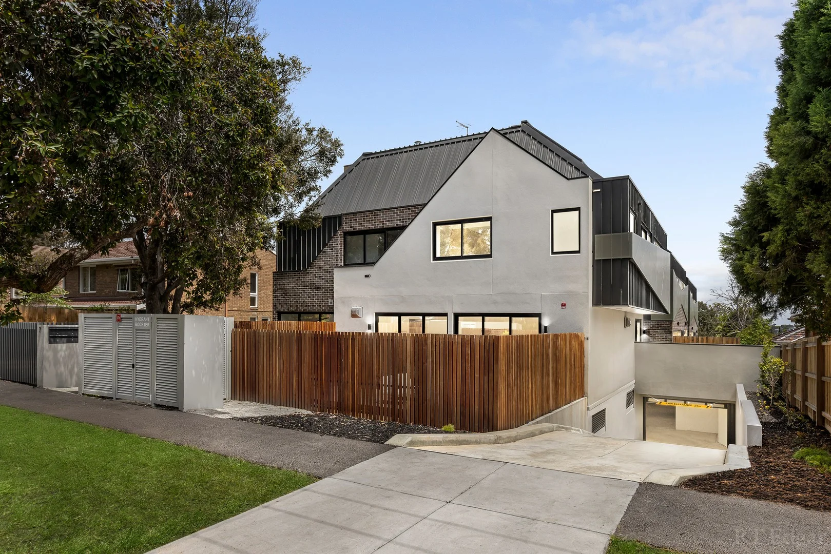 Additional image 11 of 1/7 Iramoo Street, Balwyn VIC 3103
