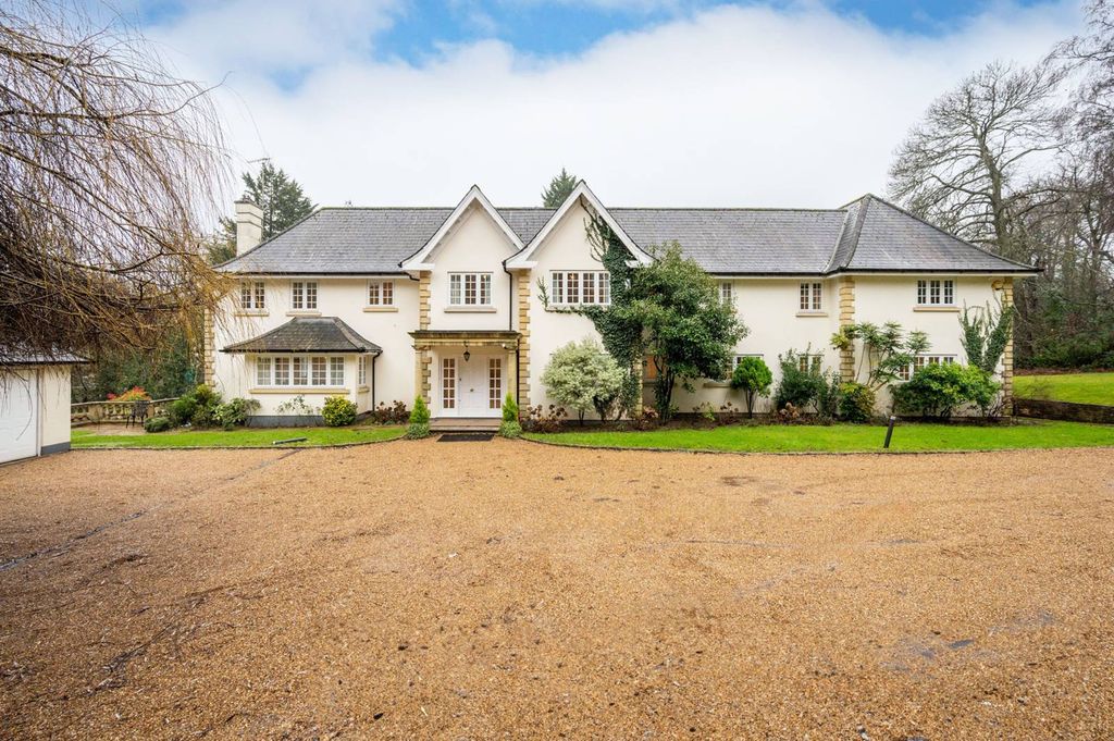 5 bed detached house to rentWentworth Drive, Virginia Water GU25