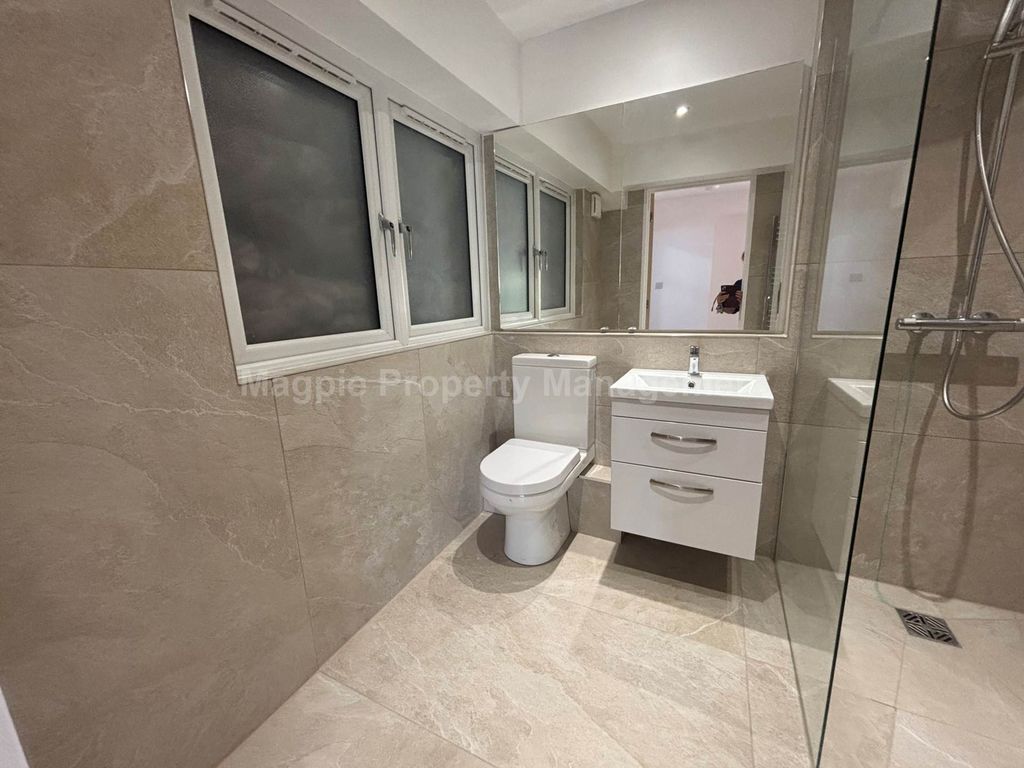 Additional image 31 of 6 bed semi-detached house to rentThe Lakes, Twentypence Road, Cottenham, Cambridge CB24