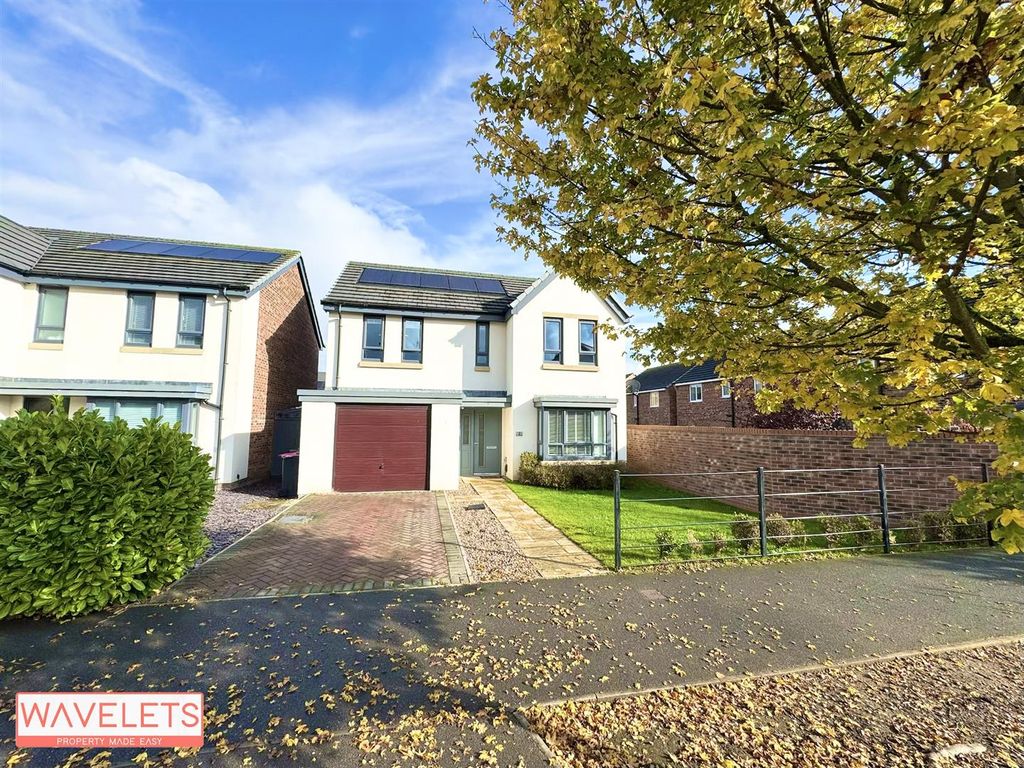 4 bed detached house to rentWaverley Walk, Waverley, Rotherham S60