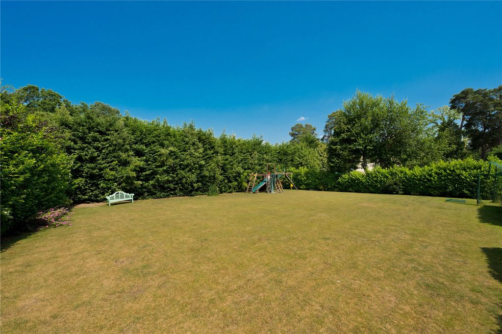 Additional image 7 of 6 bed detached house to rentBrockenhurst Road, Ascot, Berkshire SL5
