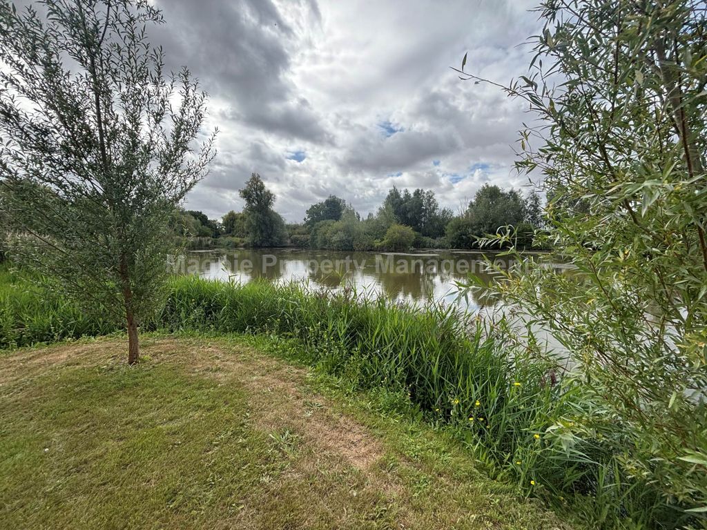 Additional image 33 of 6 bed semi-detached house to rentThe Lakes, Twentypence Road, Cottenham, Cambridge CB24