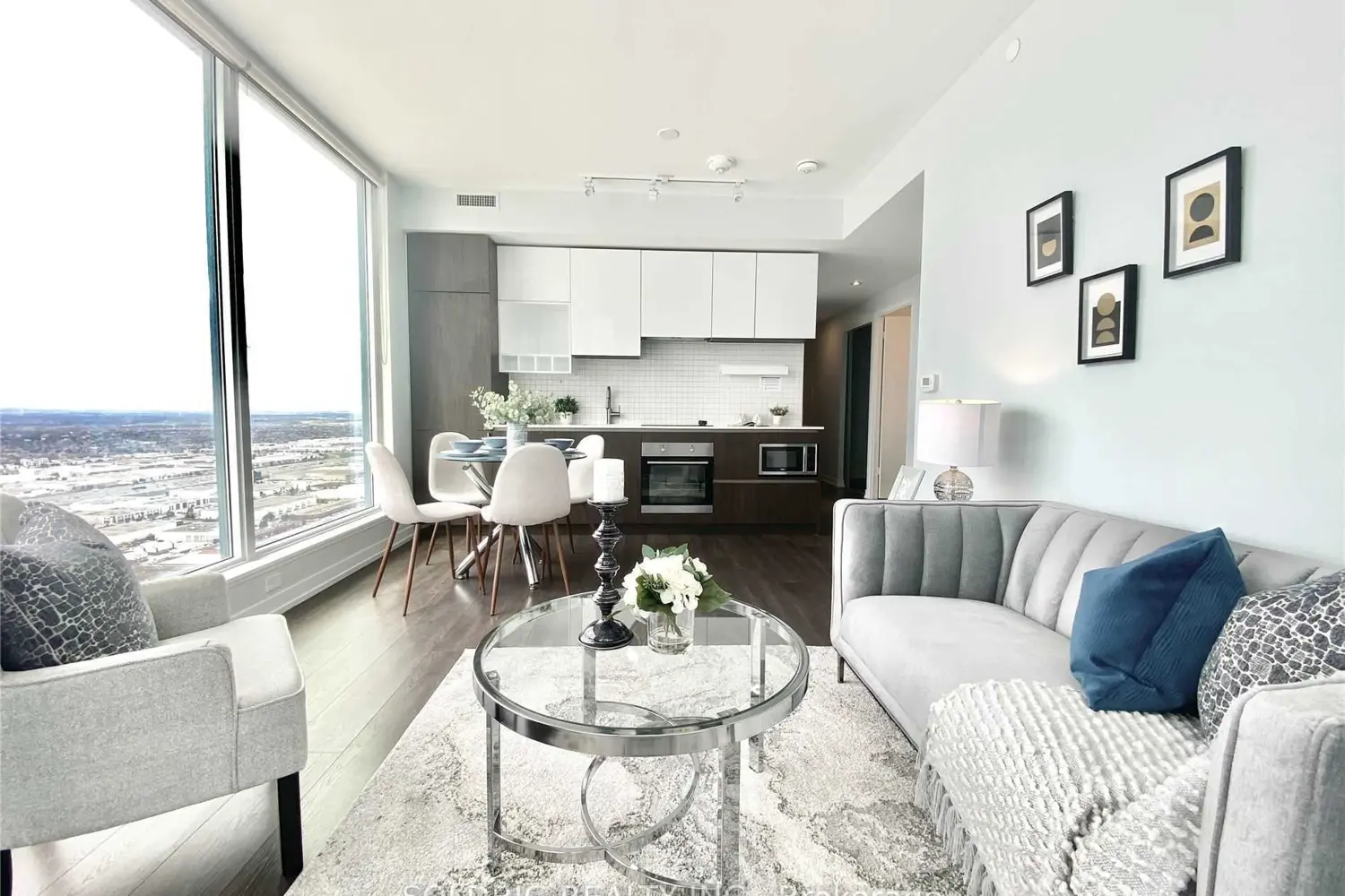 Additional image 3 of 898 Portage Parkway 4909