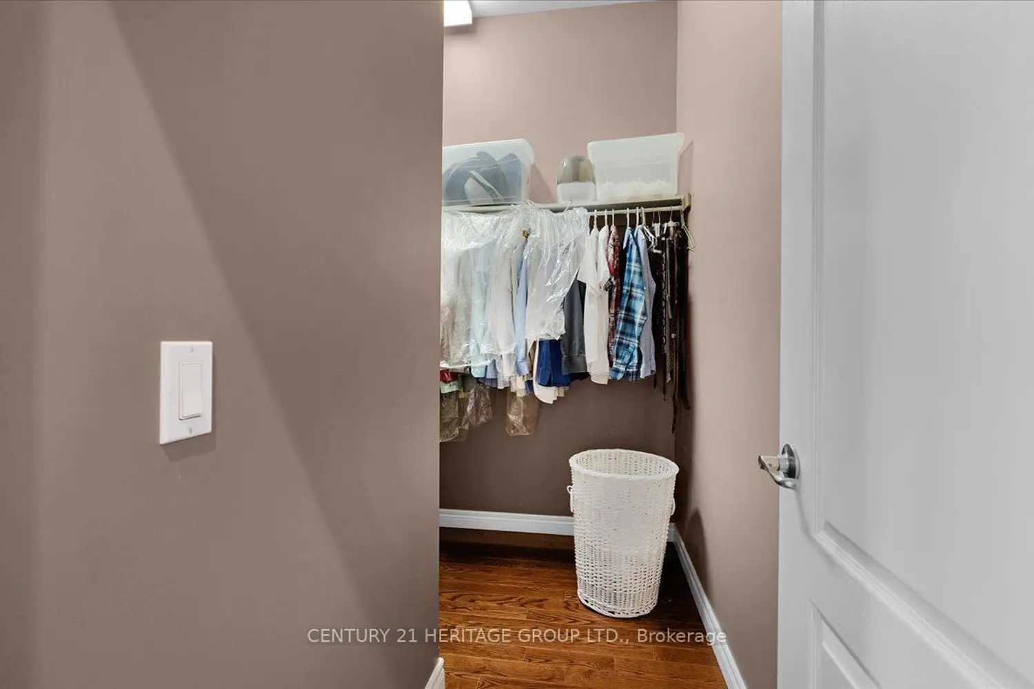 Additional image 14 of 1945 Abingdon Road