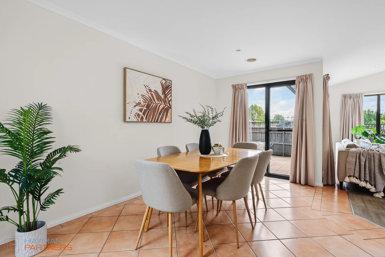 Additional image 13 of 33B Jerrabomberra Avenue, Narrabundah ACT 2604