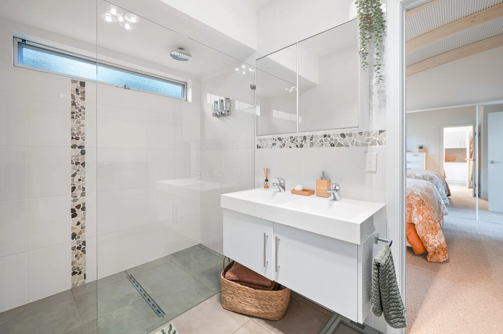 Additional image 14 of 3 & 3A Beach Road, Beachport SA 5280