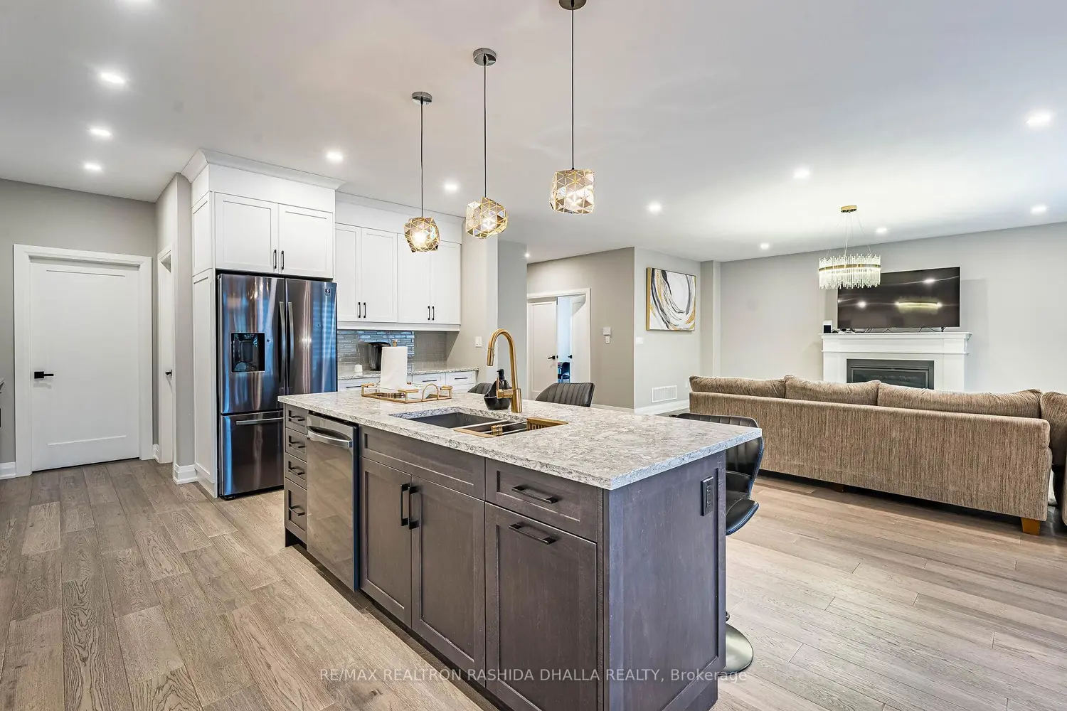 Additional image 5 of 773 Adelaide Avenue