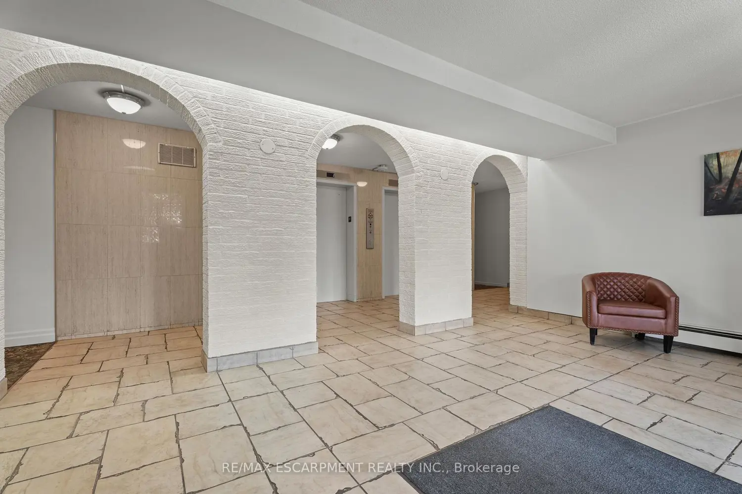 Additional image 5 of 851 Queenston Road 505