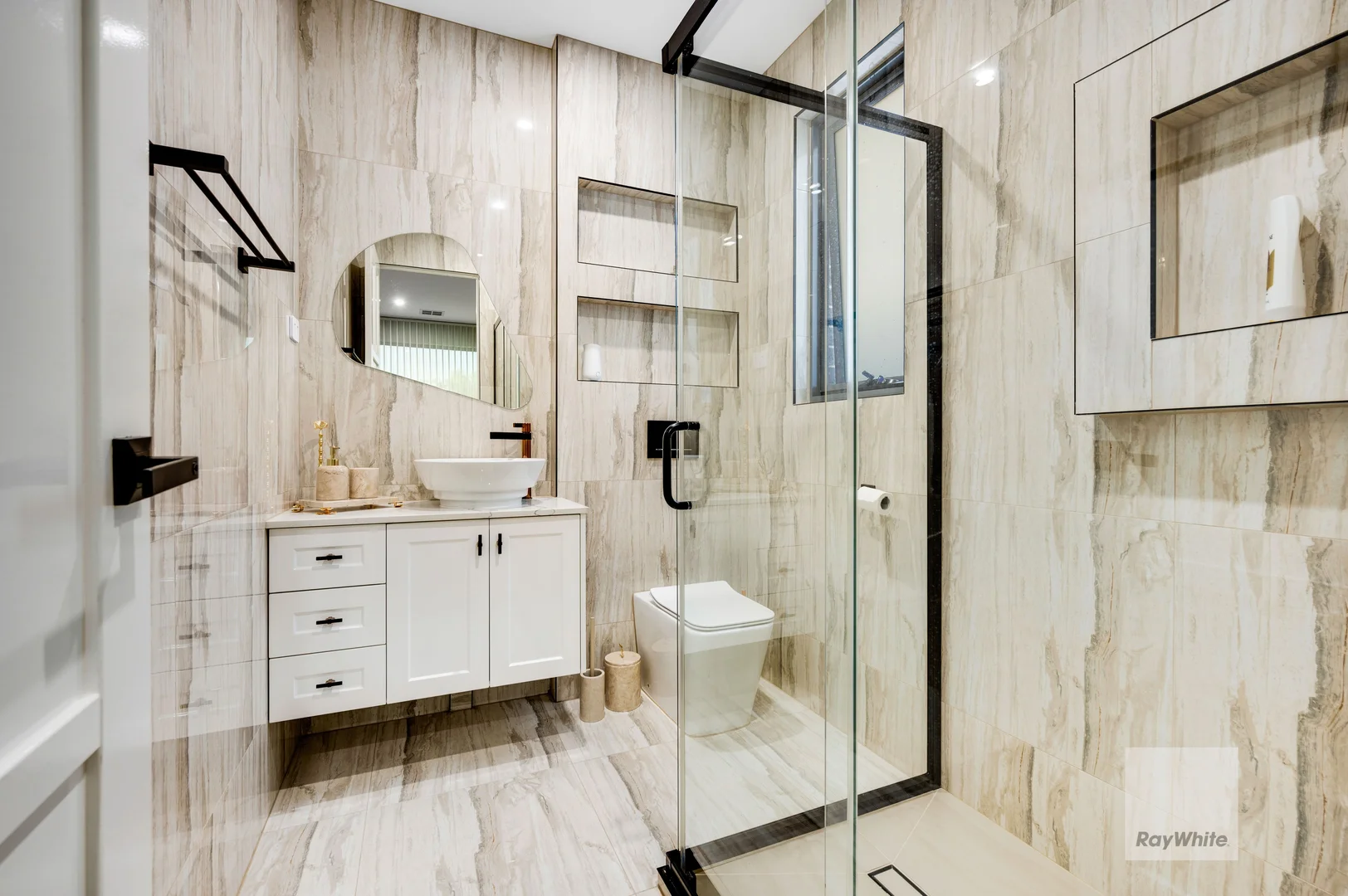 Additional image 27 of 24 Rylandes Drive, Gladstone Park VIC 3043