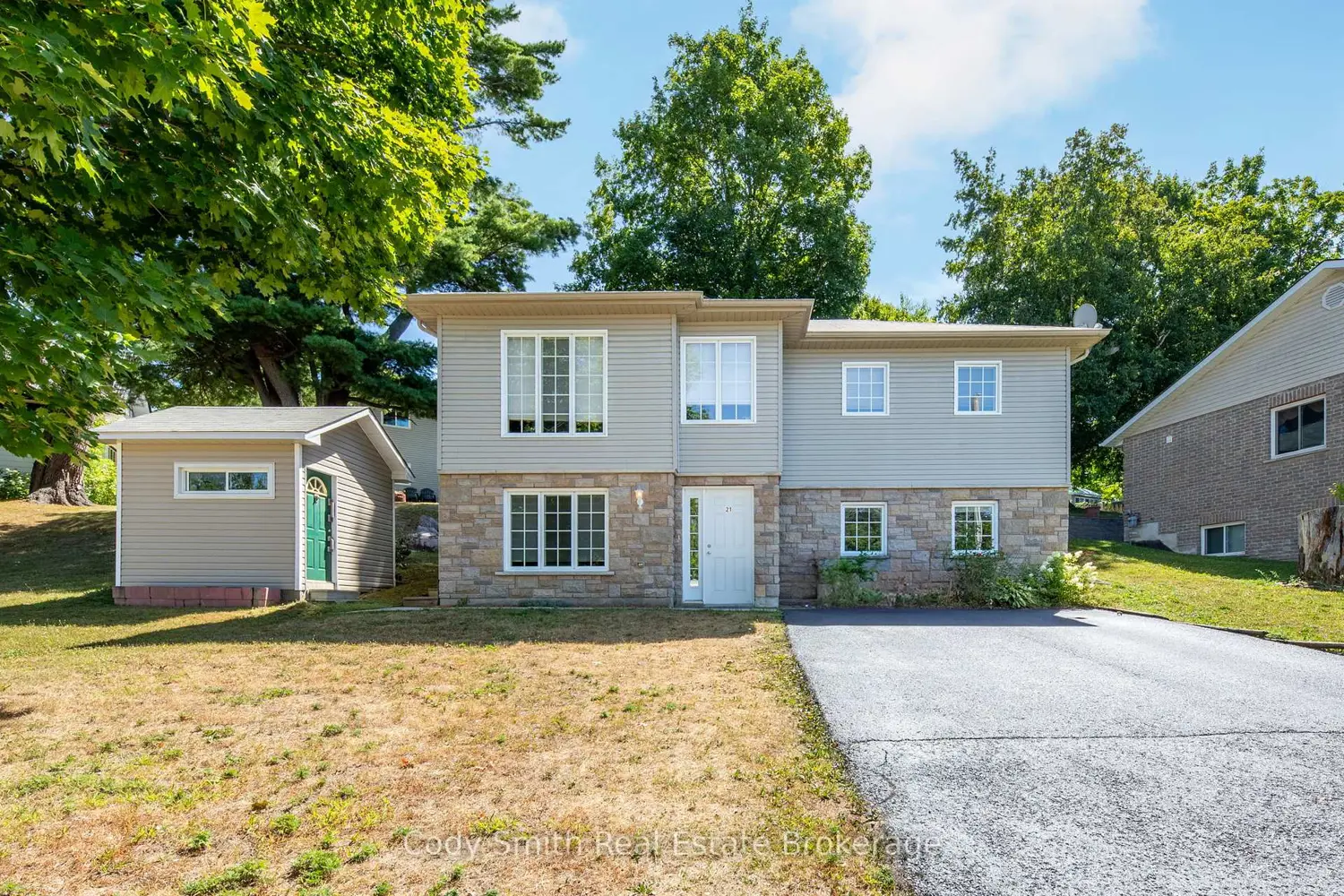 Additional image 2 of 21 Church Street