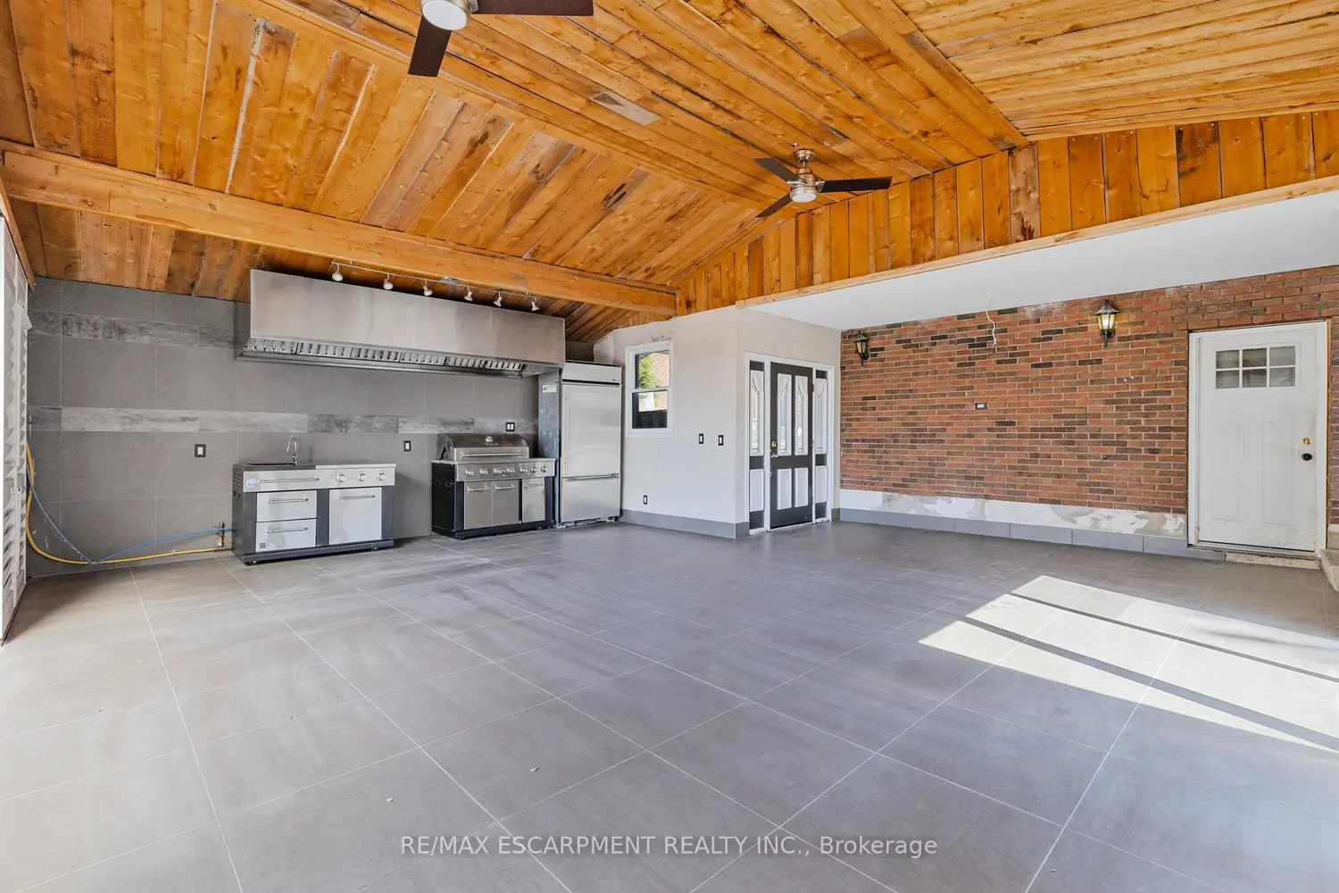 Additional image 11 of 585 Fifth Road