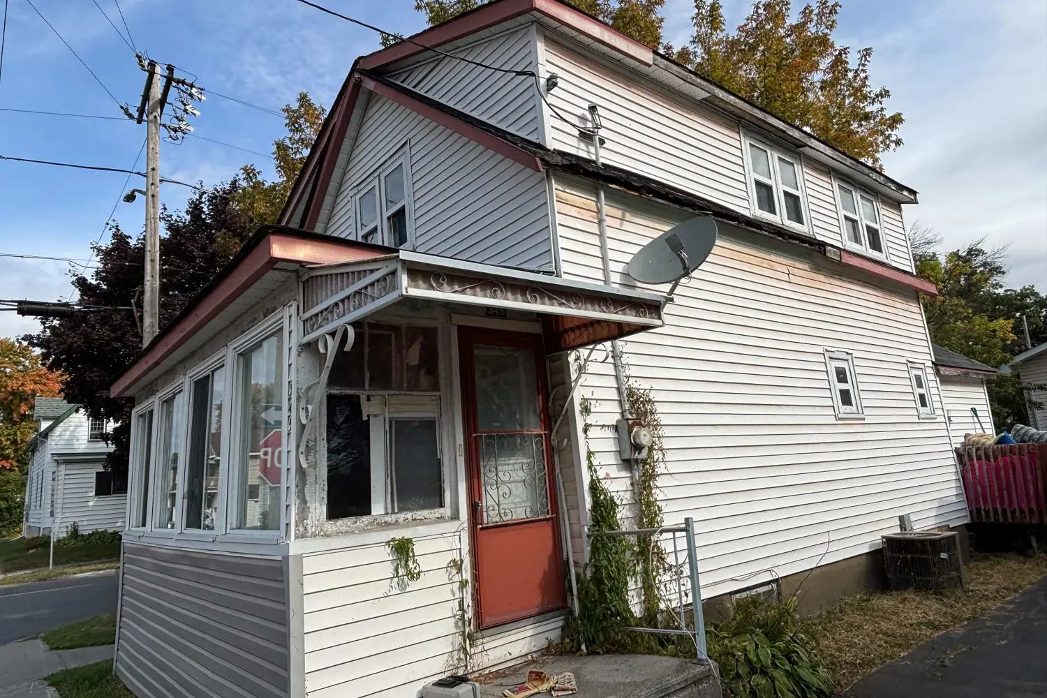 Additional image 2 of 345 Gloucester St N Street