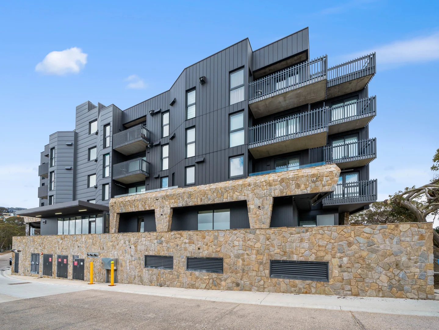 Additional image 27 of 303-304/2-4 The Avenue, Mount Buller VIC 3723