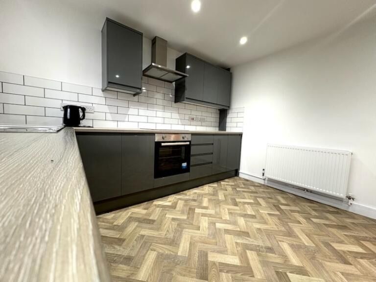 Additional image 4 of 3 bed terraced house to rentVictoria Street, Maesteg CF34