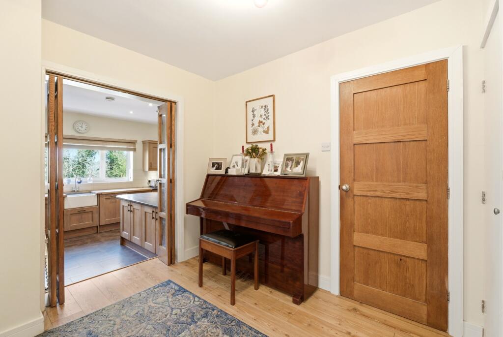 Additional image 9 of Pemberton Close, St. Albans, Hertfordshire, AL1