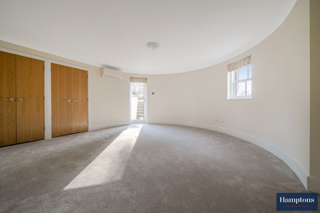 Additional image 5 of 4 bed flat to rentBedford Lane, Ascot SL5