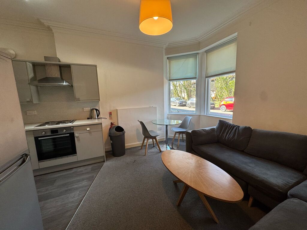 Additional image 2 of 2 bed flat to rentForth Street, Stirling, Stirlingshire FK8