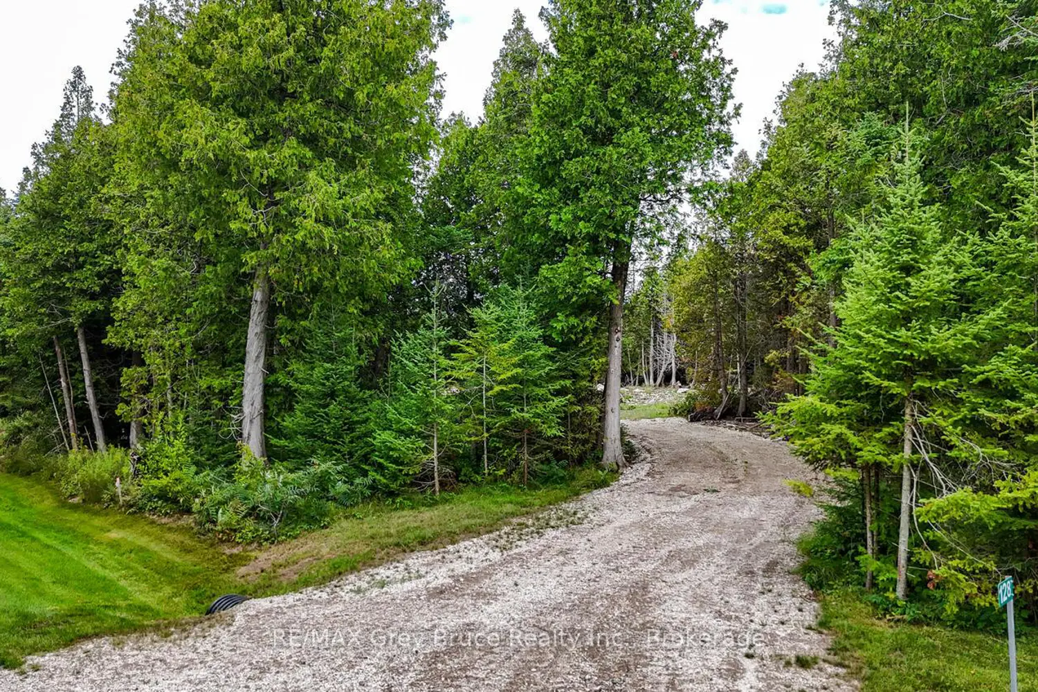 Additional image 7 of 128 Devils Glen Road