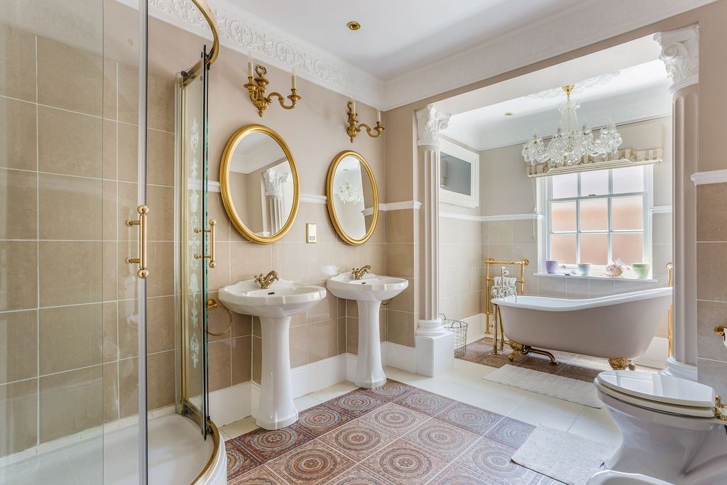 Additional image 10 of 6 bed detached house to rentSt. Leonards Hill, Windsor SL4