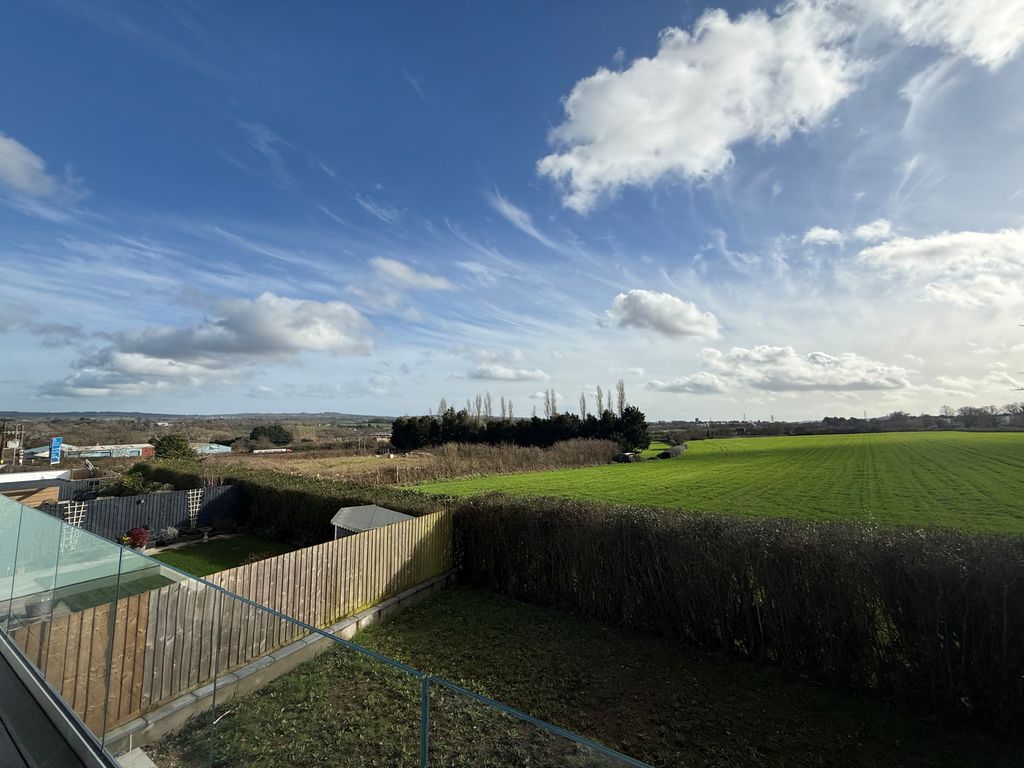 Additional image 15 of 5 bed detached house to rentOld Rydon Lane, Exeter EX2