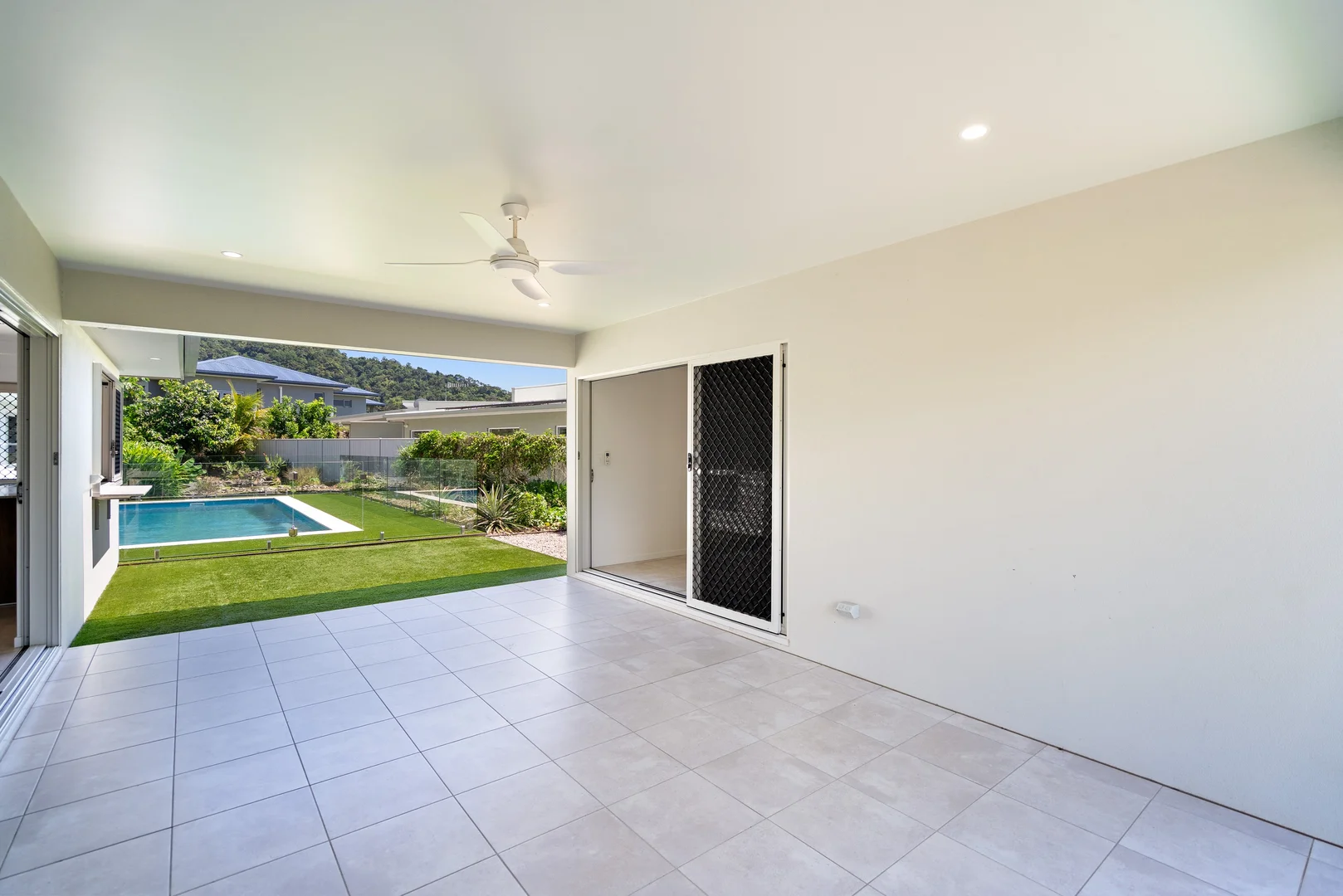 Additional image 11 of 14 Akame Avenue, Caravonica QLD 4878