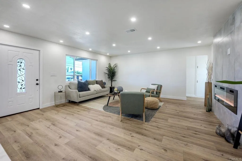 Additional image 10 of 1350 Marabou Lane, Vista, CA 92083