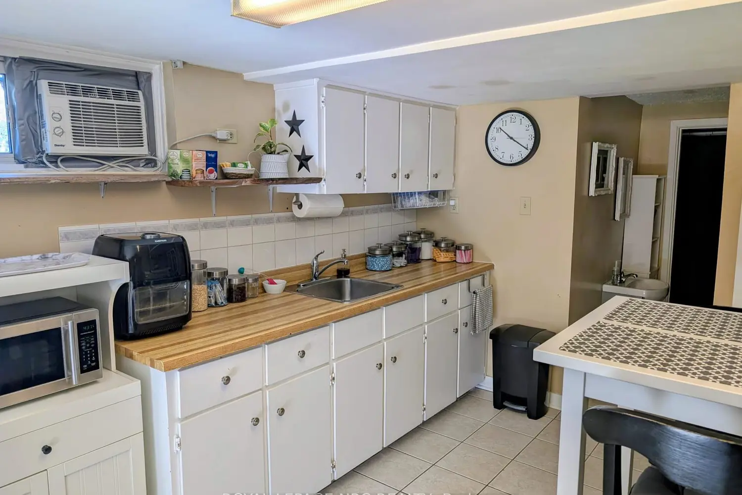 Additional image 5 of 4132 Chippawa Parkway