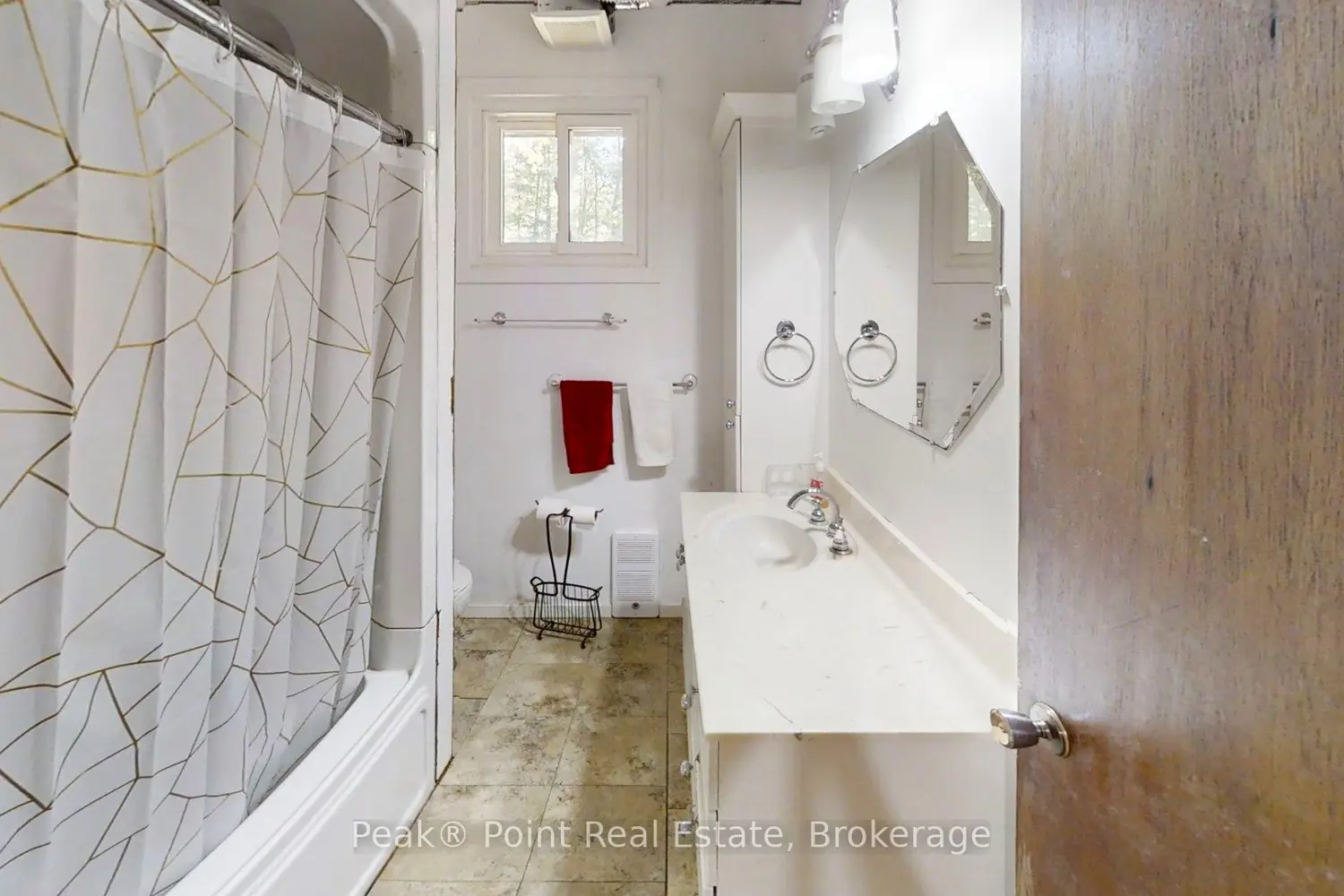 Additional image 19 of 46 Mapleport Crescent