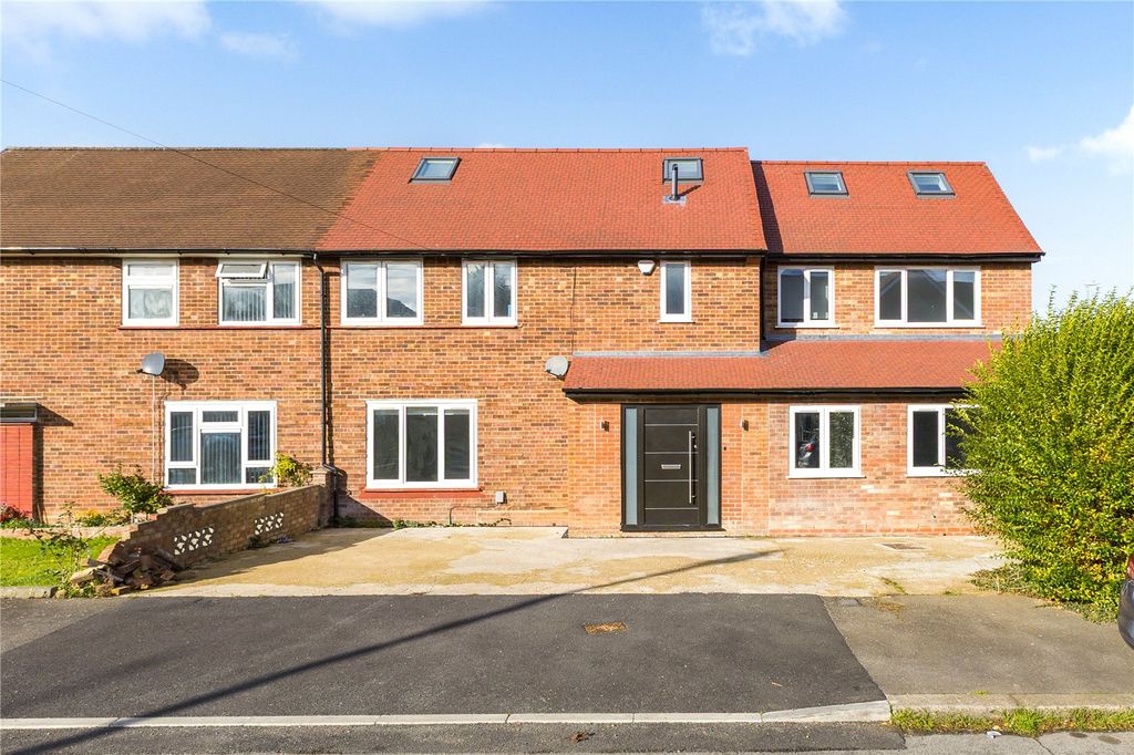 8 bed semi-detached house to rentRockley Road, Luton, Bedfordshire LU1