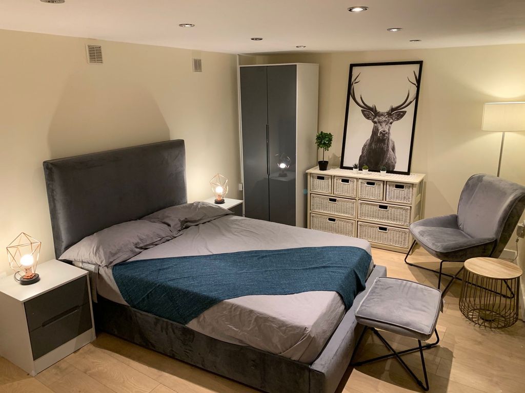 4 bed shared accommodation to rentCalvert Terrace, Swansea SA1 photo 3