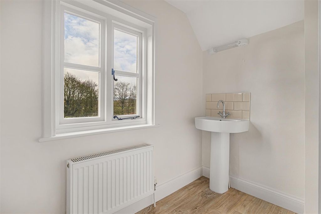 Additional image 32 of 4 bed property to rentChurch Hill, Lidgate, Newmarket CB8