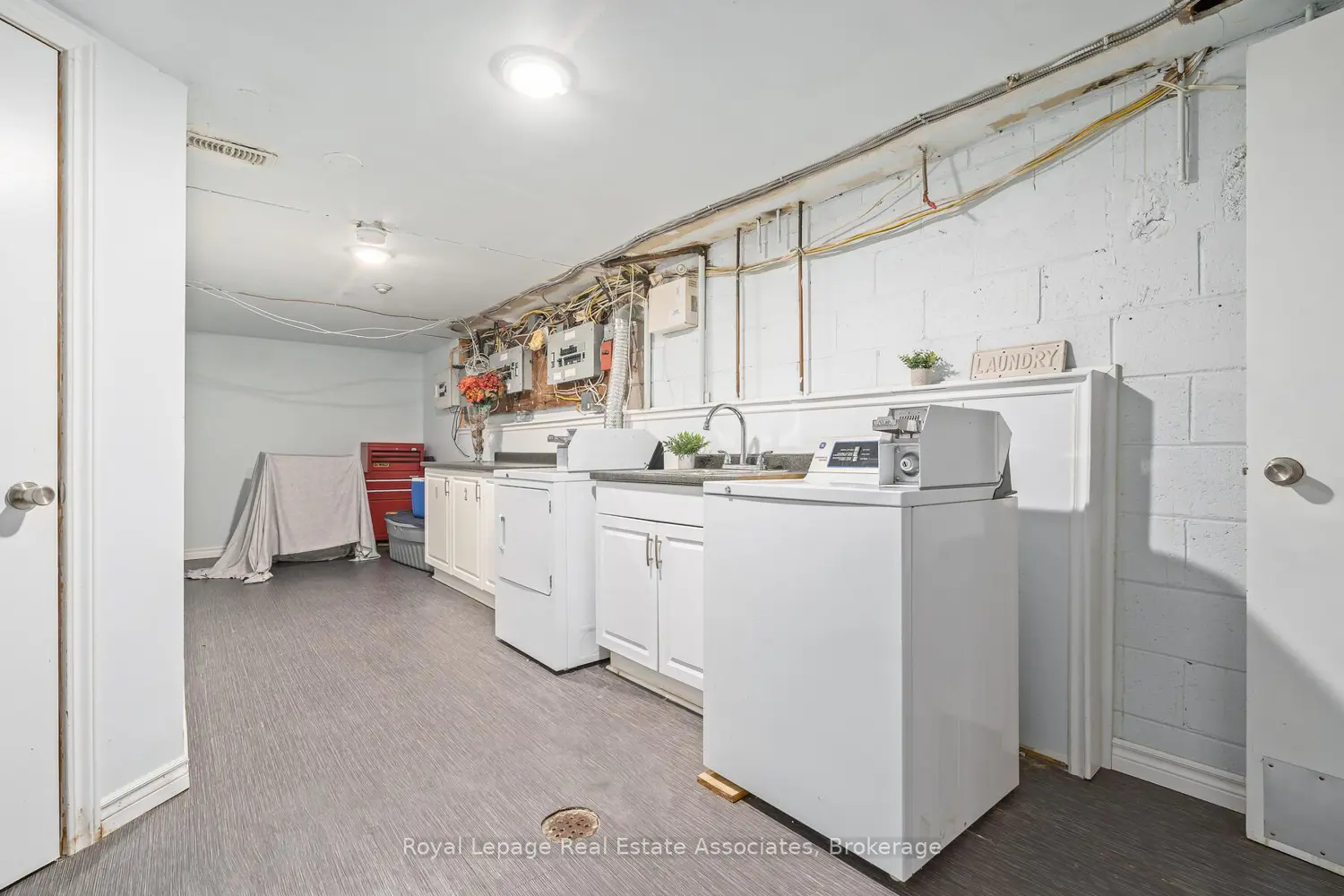 Additional image 14 of 17 Academy Road