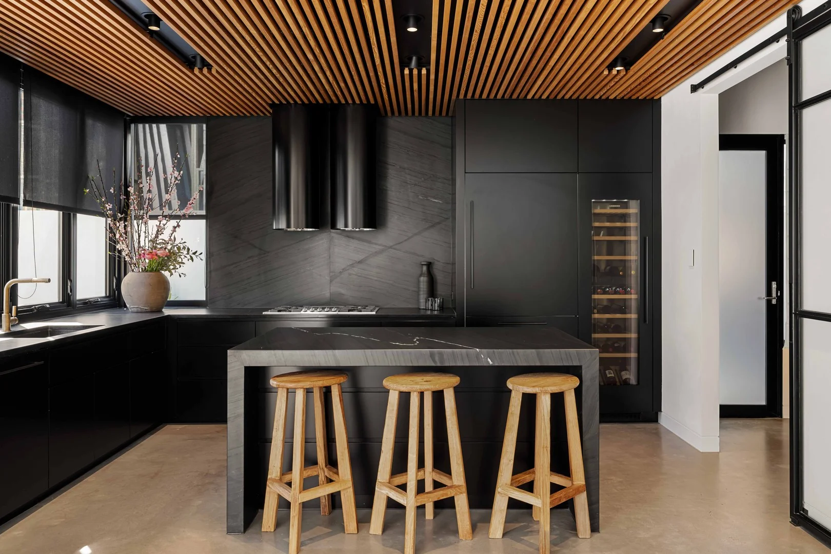 Additional image 2 of 77 Newdegate Street, Greenslopes QLD 4120