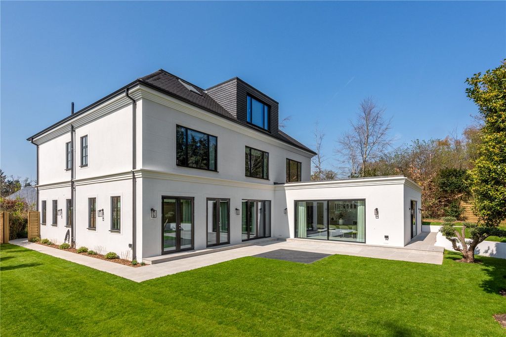 Additional image 18 of 6 bed detached house to rentFour Acres, Cobham, Surrey KT11