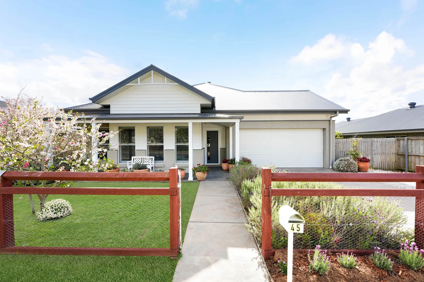 45 CHALLONER RISE, Renwick NSW 2575