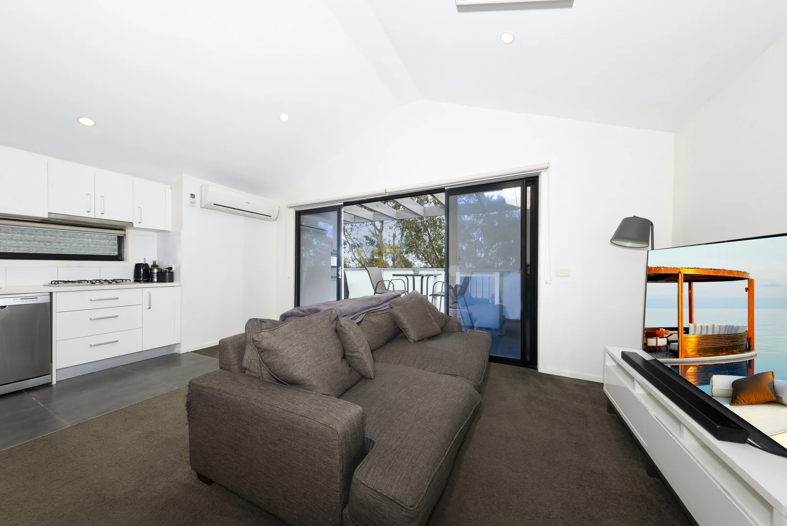 Additional image 2 of 10/39 Stamford Crescent, Rowville VIC 3178
