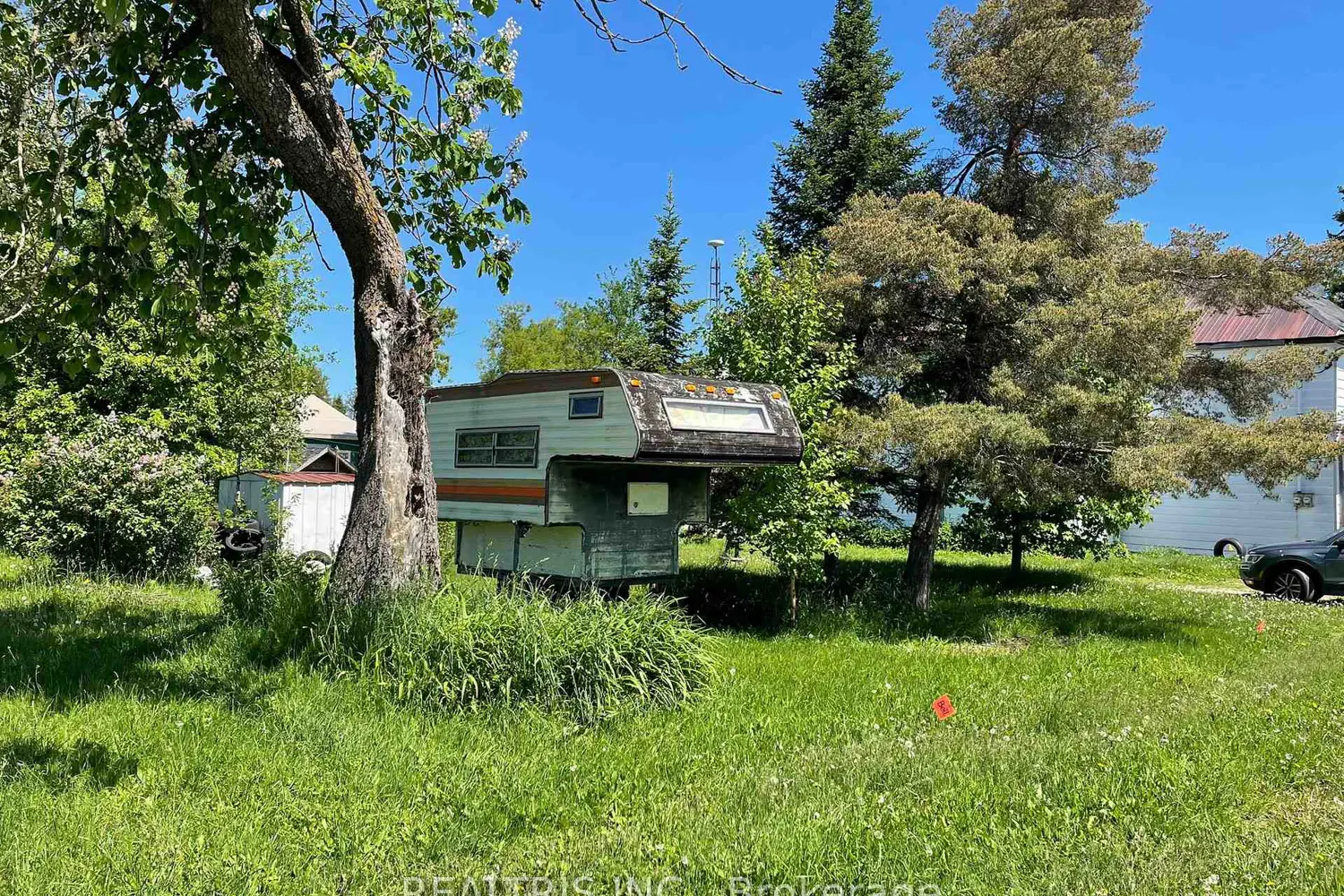 Additional image 8 of 682419 260 Side Road