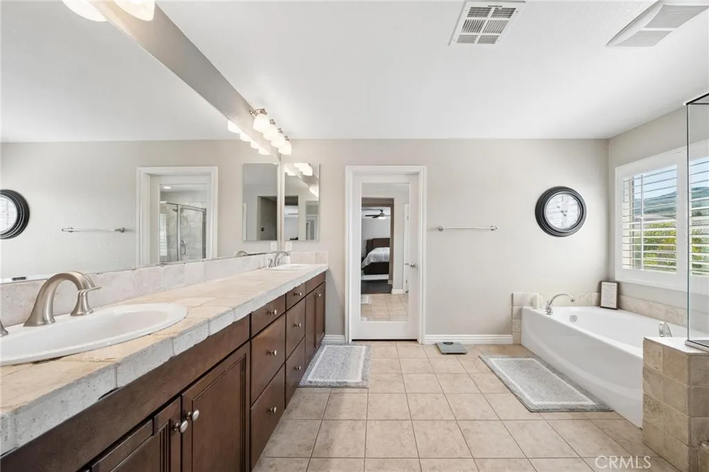 Additional image 28 of 16948 White Pine Way, Canyon Country, CA 91387