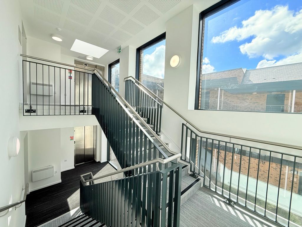Additional image 16 of 2 bed flat to rentCoal Orchard, Taunton TA1
