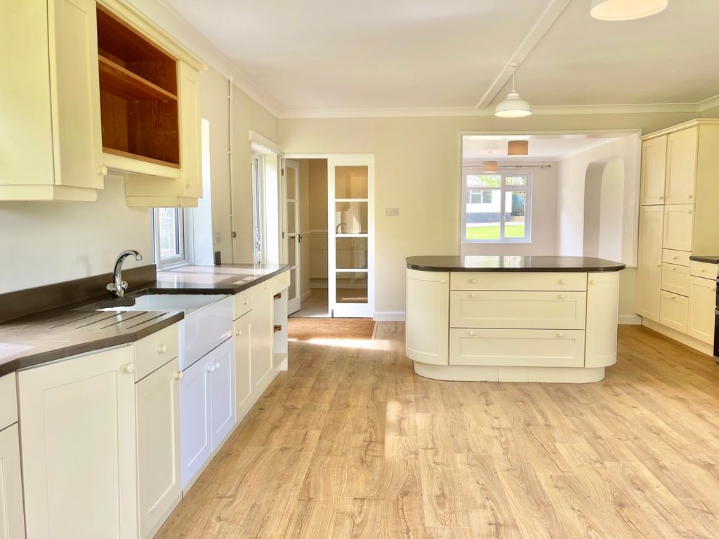 Additional image 5 of 4 bed detached house to rentTedburn Road, Whitestone, Exeter EX4