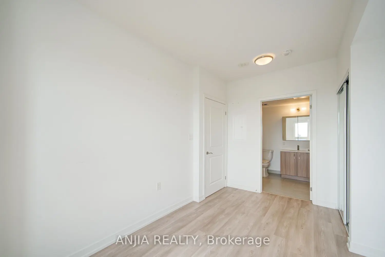 Additional image 18 of 1028 Mcnicoll Avenue 1213