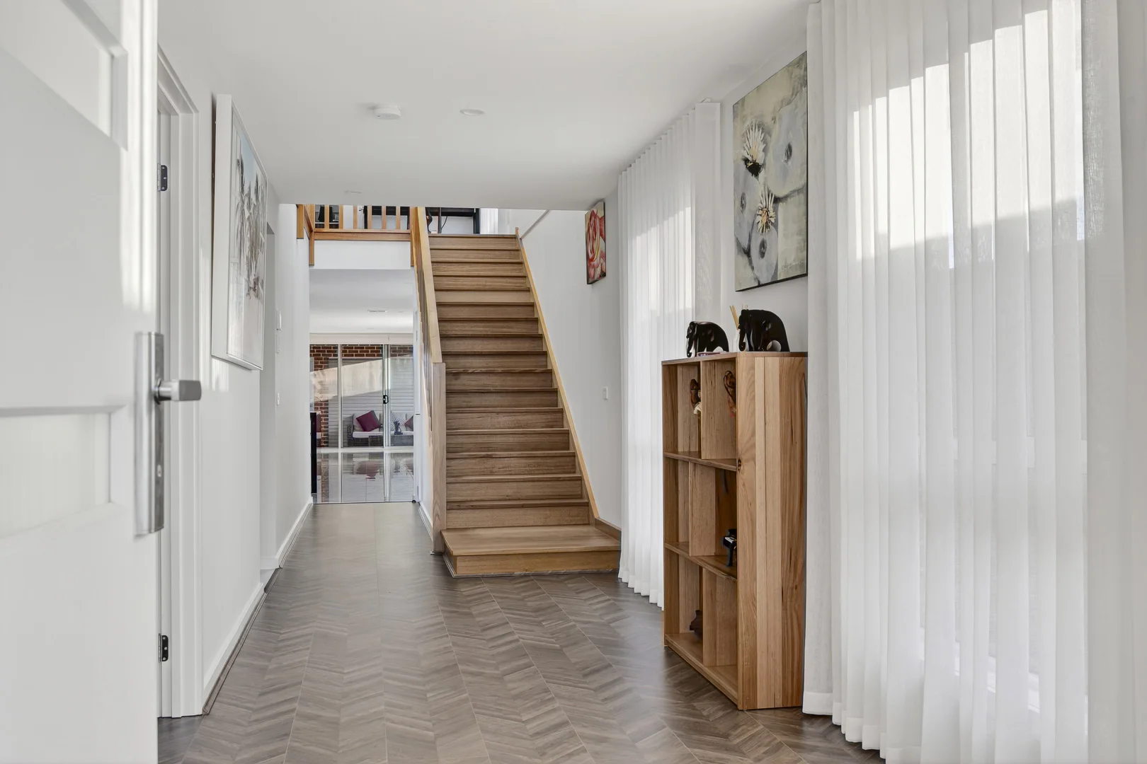 Additional image 3 of 3/380 Ryrie Street, East Geelong VIC 3219