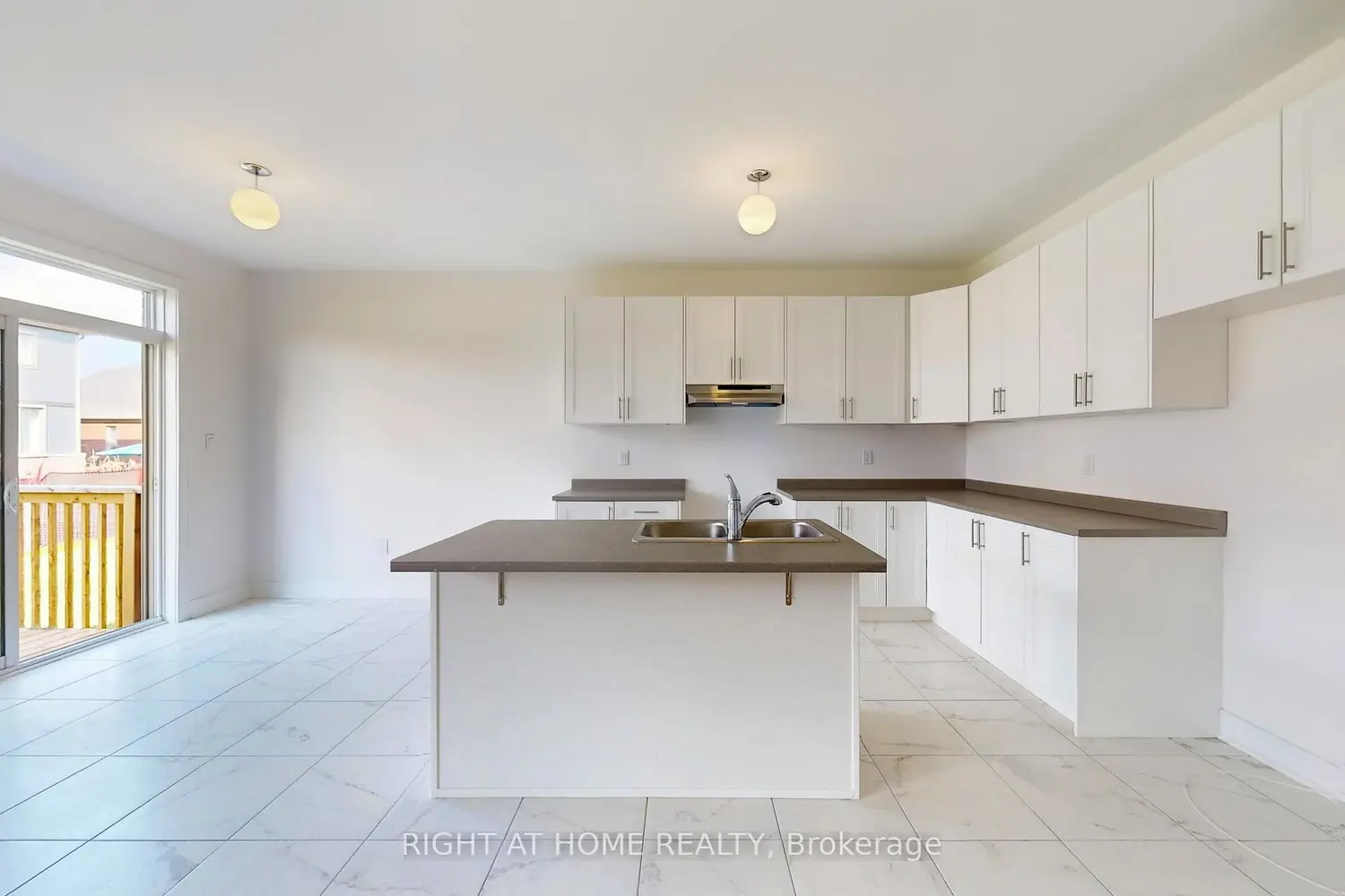 Additional image 8 of 258 Duncan Street