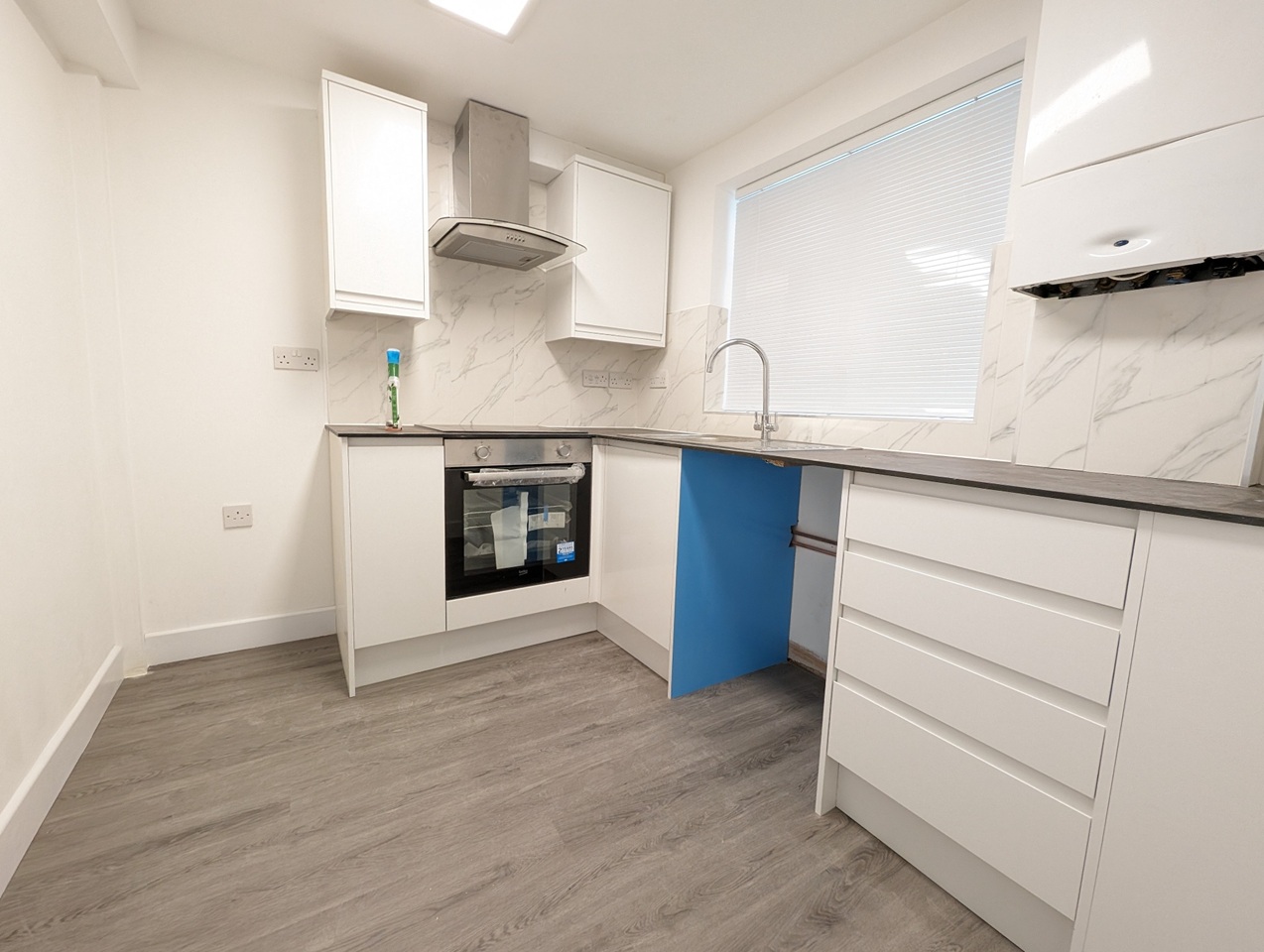 Additional image 2 of 2 Bed Flat, Chesterfield Buildings, BS8, N1 7GU