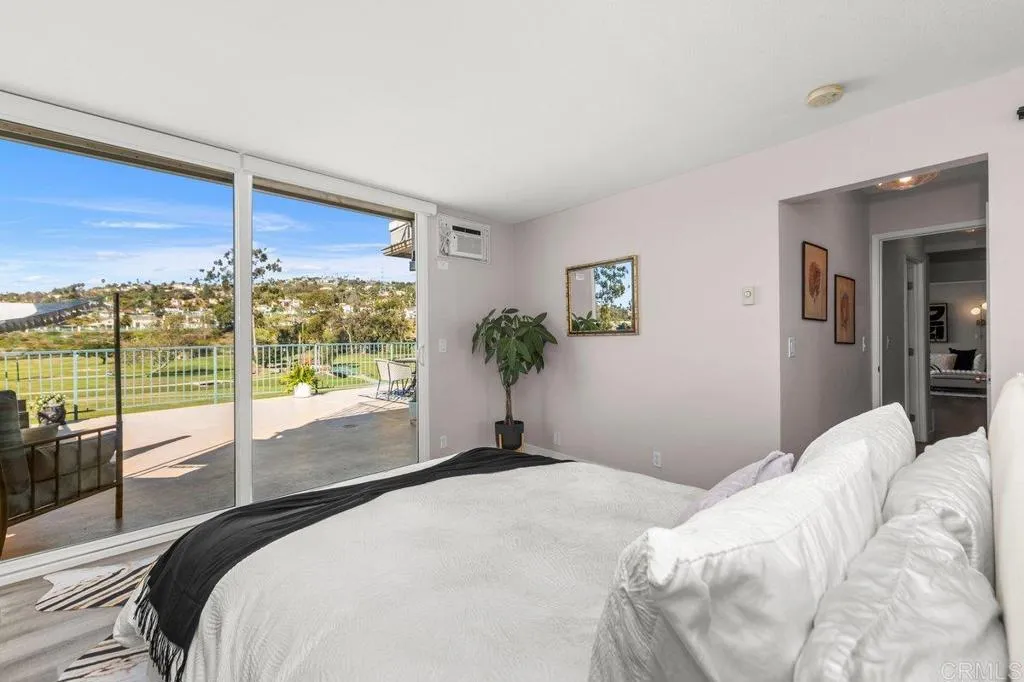 Additional image 55 of 2544 Navarra Dr Unit 12, Carlsbad, CA 92009