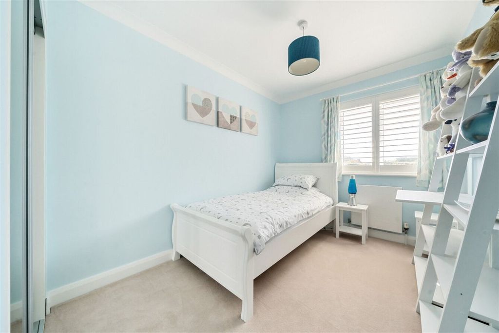 Additional image 21 of 5 bed detached house to rent6A, Limmard Way, Bognor Regis, West Sussex PO22