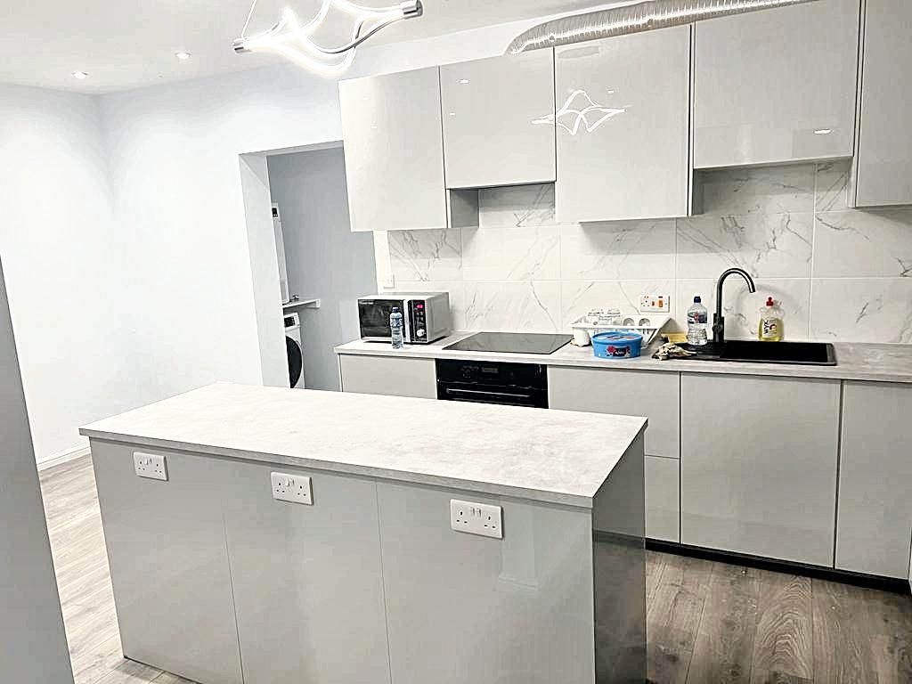 Additional image 2 of 6 bed property to rentEden Grove, Bristol BS7