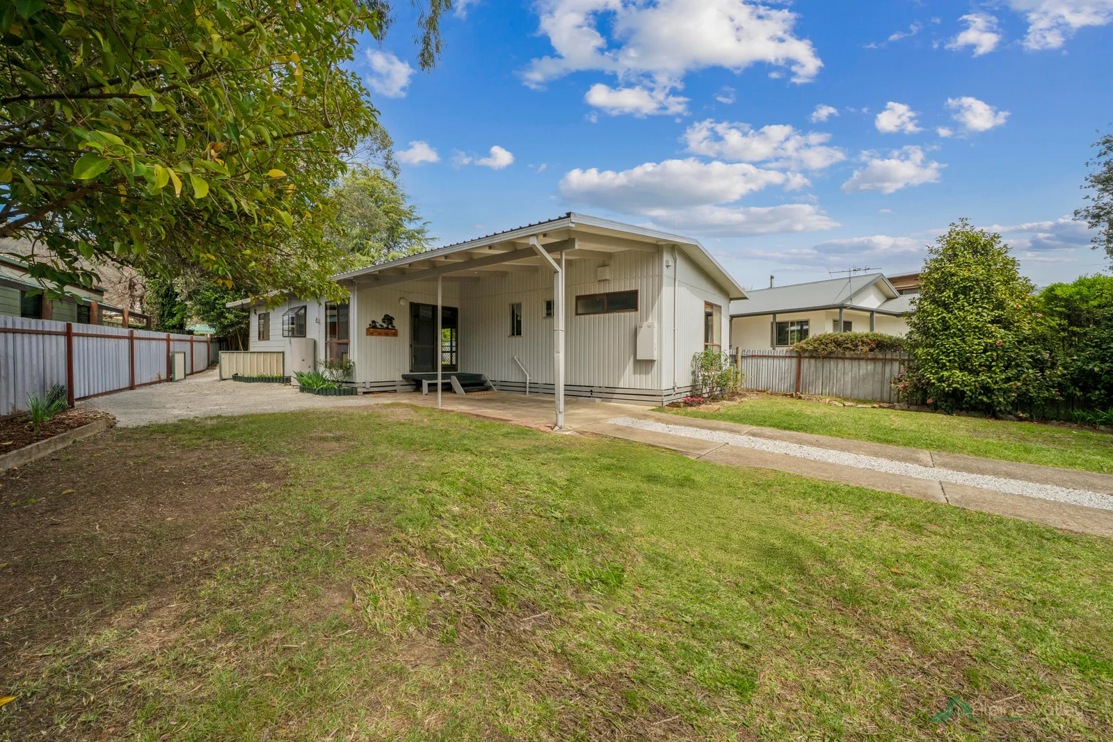 36 Freeburgh Avenue, Mount Beauty VIC 3699