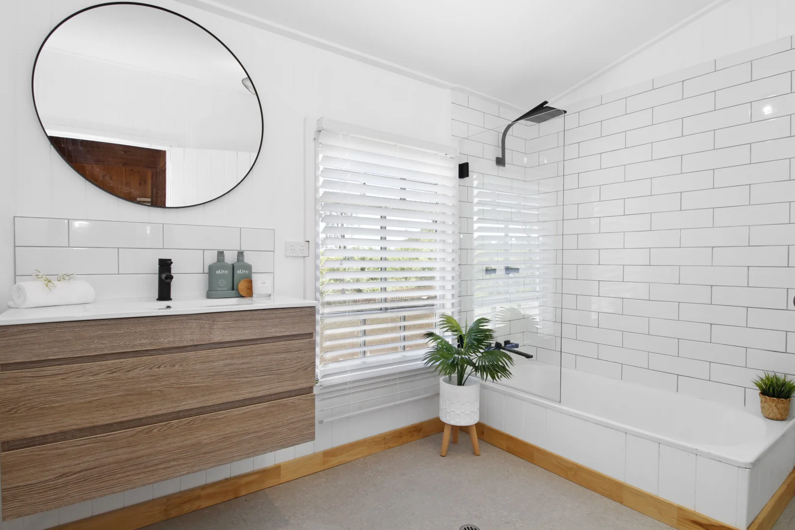 Additional image 5 of 31 Calm Waters Cres, Macleay Island QLD 4184