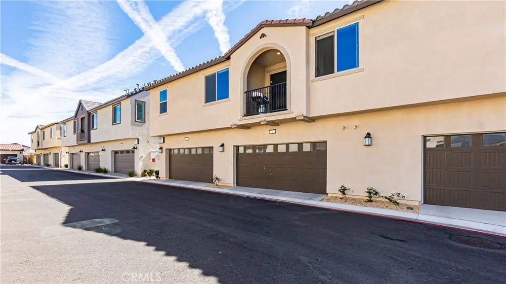 Additional image 7 of 16651 Snowdrop Ln Unit 1, Fontana, CA 92336